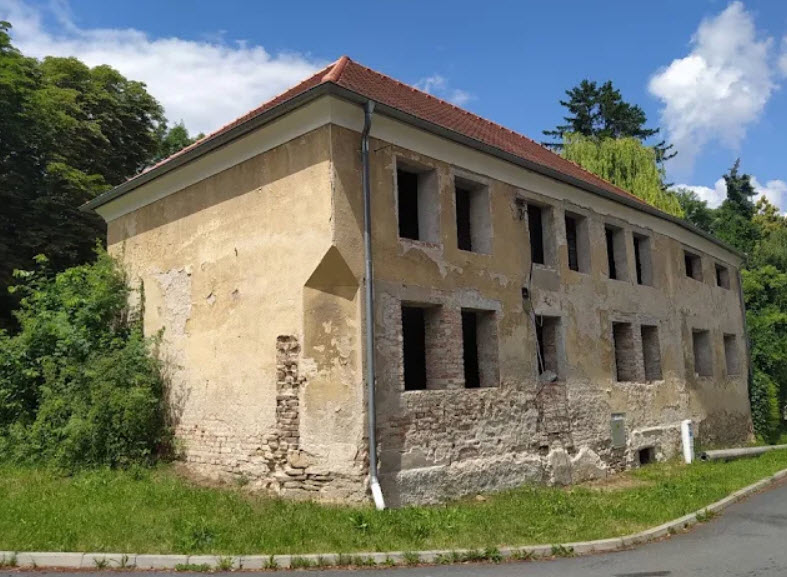 Zámek Cerhenice, Czech Republic (Czechia)
